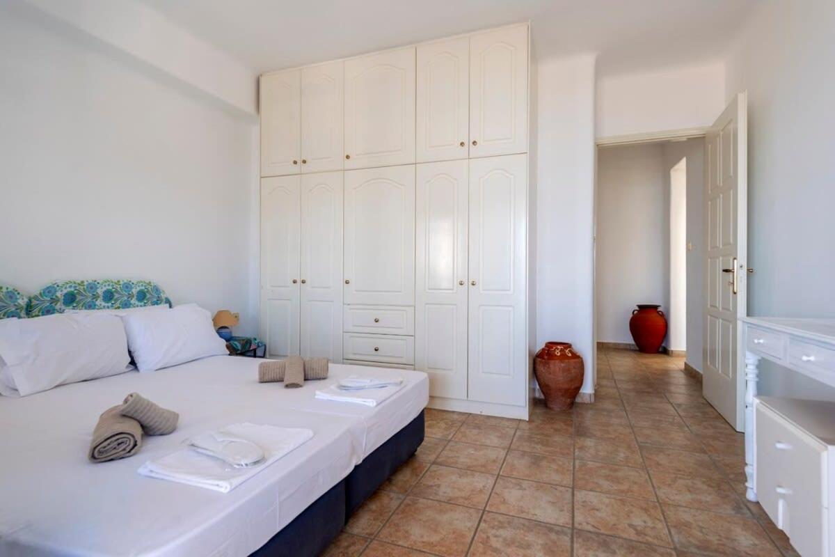 Parikia Cove Mansion Villa Екстериор снимка
