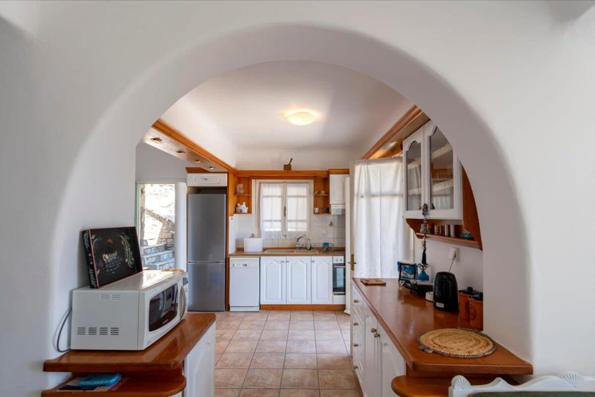 Parikia Cove Mansion Villa Екстериор снимка