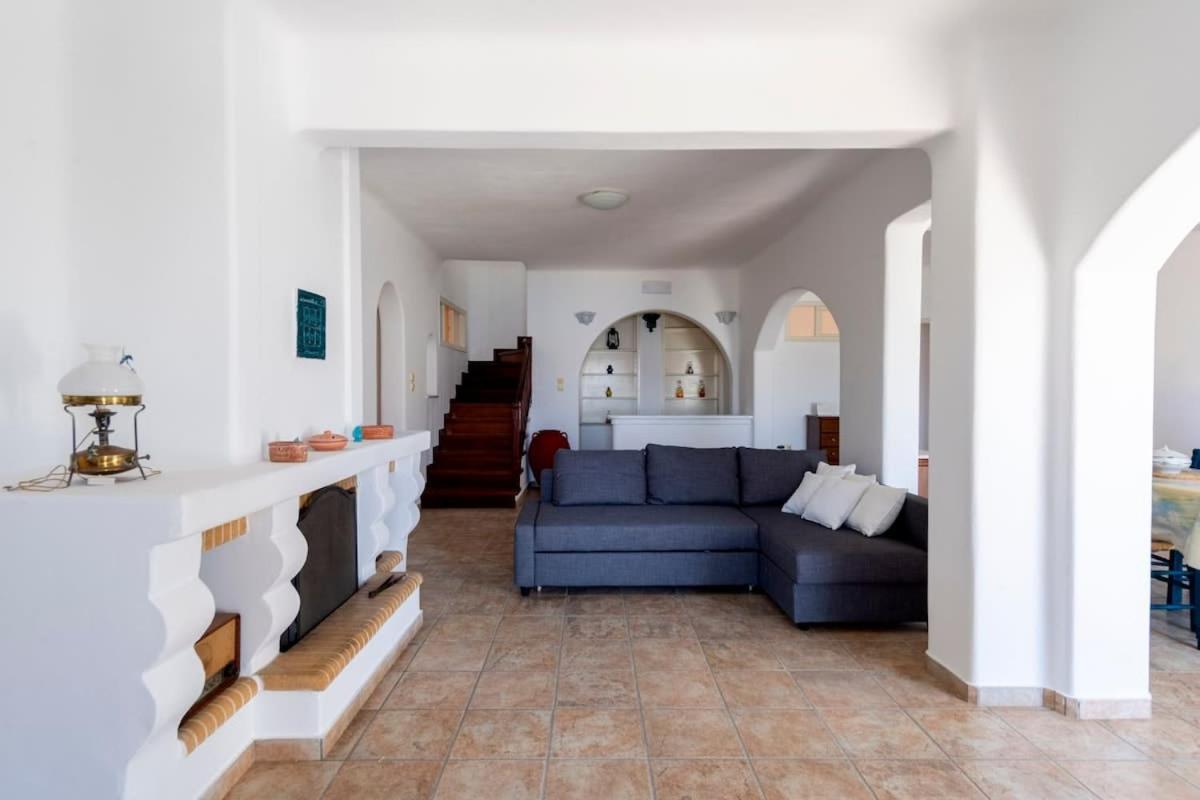 Parikia Cove Mansion Villa Екстериор снимка