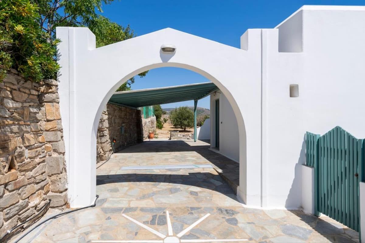 Parikia Cove Mansion Villa Екстериор снимка